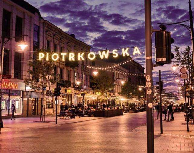 Apartament I Love Piotrkowska Z Wielkim Lustrem, Balkonem I Klimatyzacja วูดช์ ภายนอก รูปภาพ