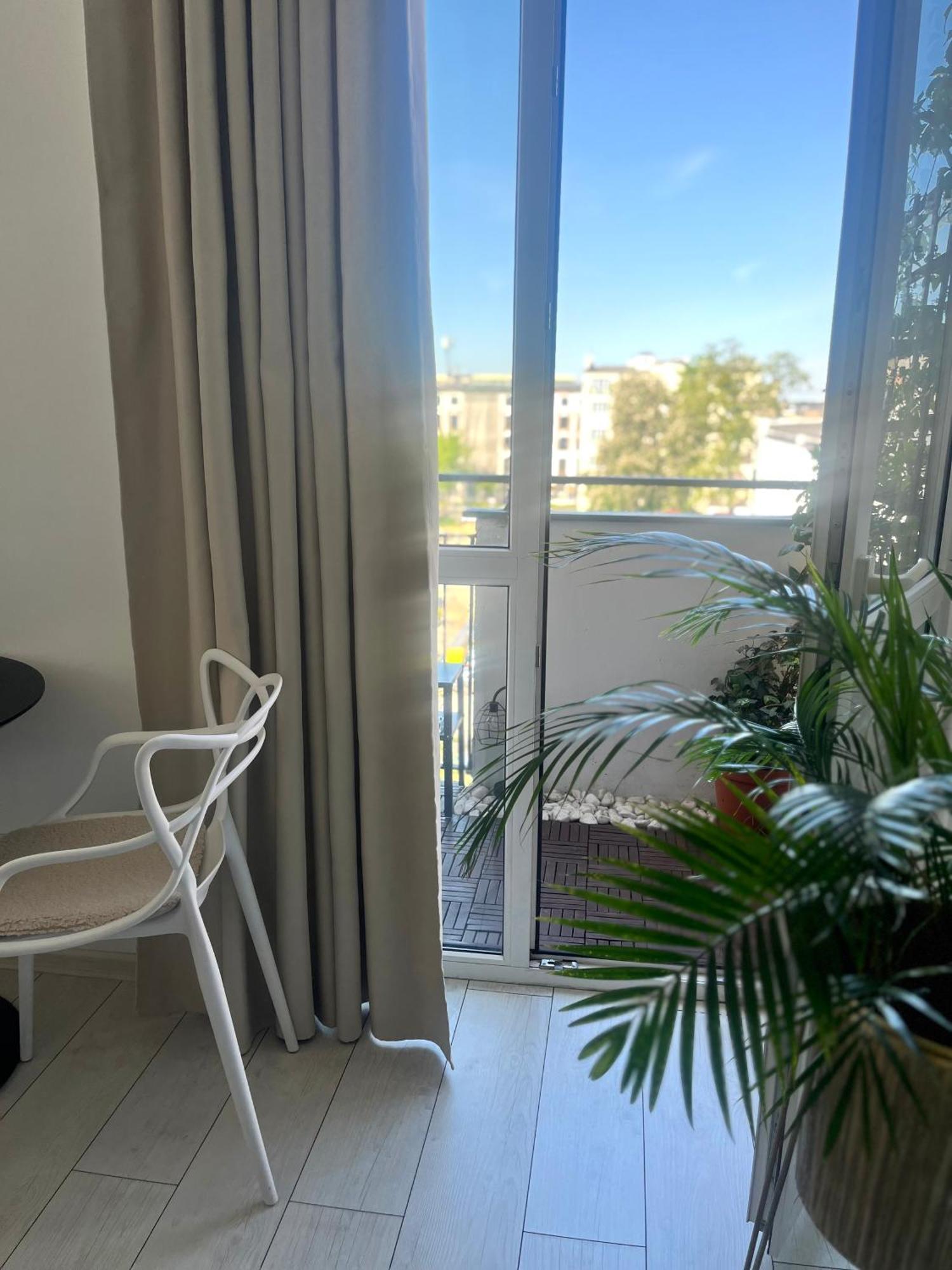 Apartament I Love Piotrkowska Z Wielkim Lustrem, Balkonem I Klimatyzacja วูดช์ ภายนอก รูปภาพ
